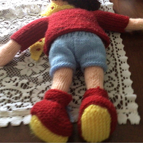 Noddy Doll knitted - Picture 9 of 10